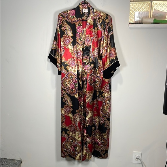 Elegant Floral Women's Robe - Picture 1 of 13